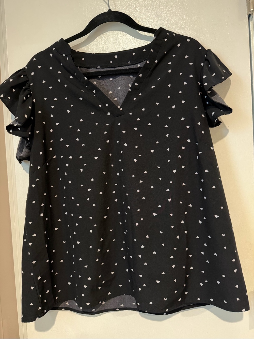 SHEIN Black V-Neck Flutter Sleeve Heart Print Blouse